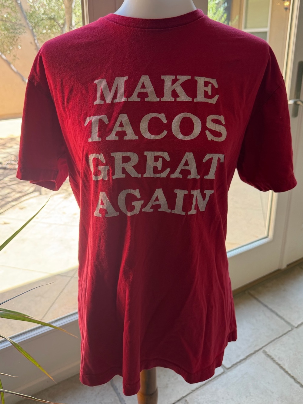 Red "Make Tacos Great Again" Short Sleeve Tee size large